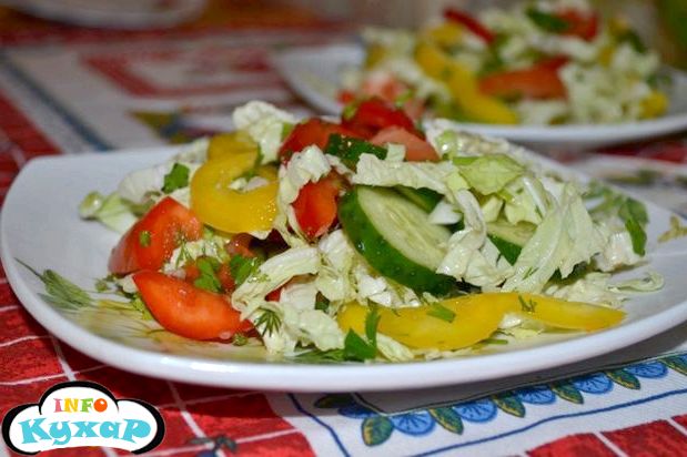 Легкий салат зі свіжих овочів