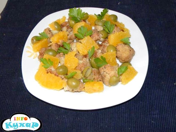 Салат з кольоровою капустою і апельсинами
