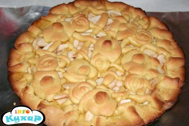 Простий яблучний пиріг з пісочного тіста