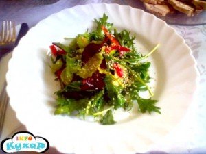 Легкий весняний салатик