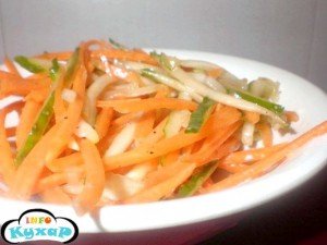 Морквяно-огірковий салат